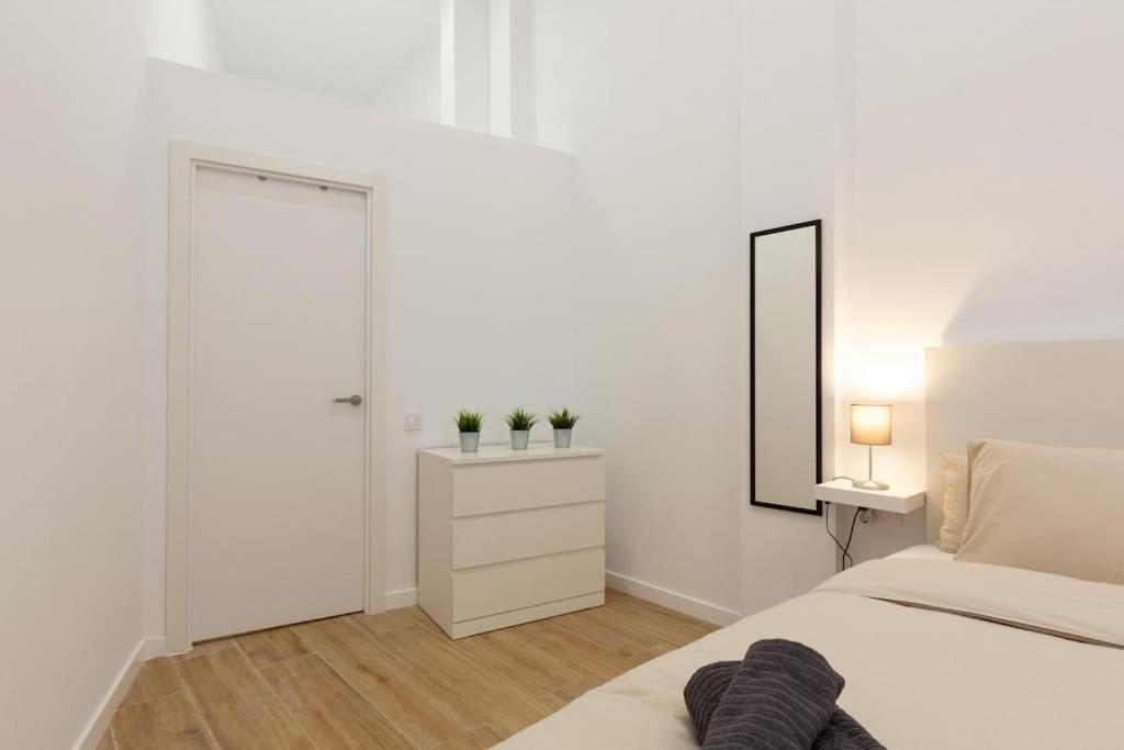 Apartament Nuevo Loft En Playa Y Cerca Del Centro, Ac Y Wifi Walencja Zewnętrze zdjęcie