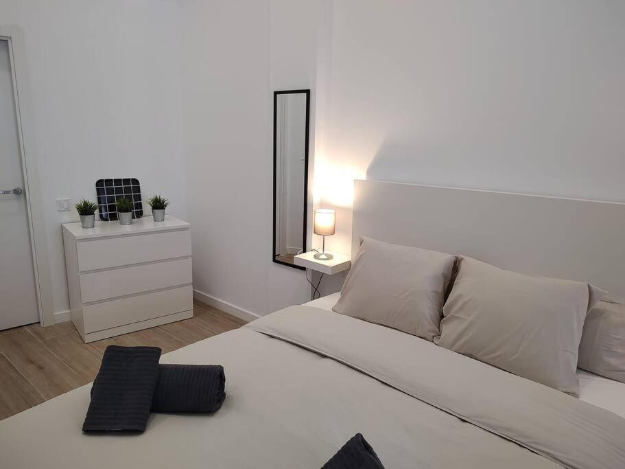 Apartament Nuevo Loft En Playa Y Cerca Del Centro, Ac Y Wifi Walencja Zewnętrze zdjęcie
