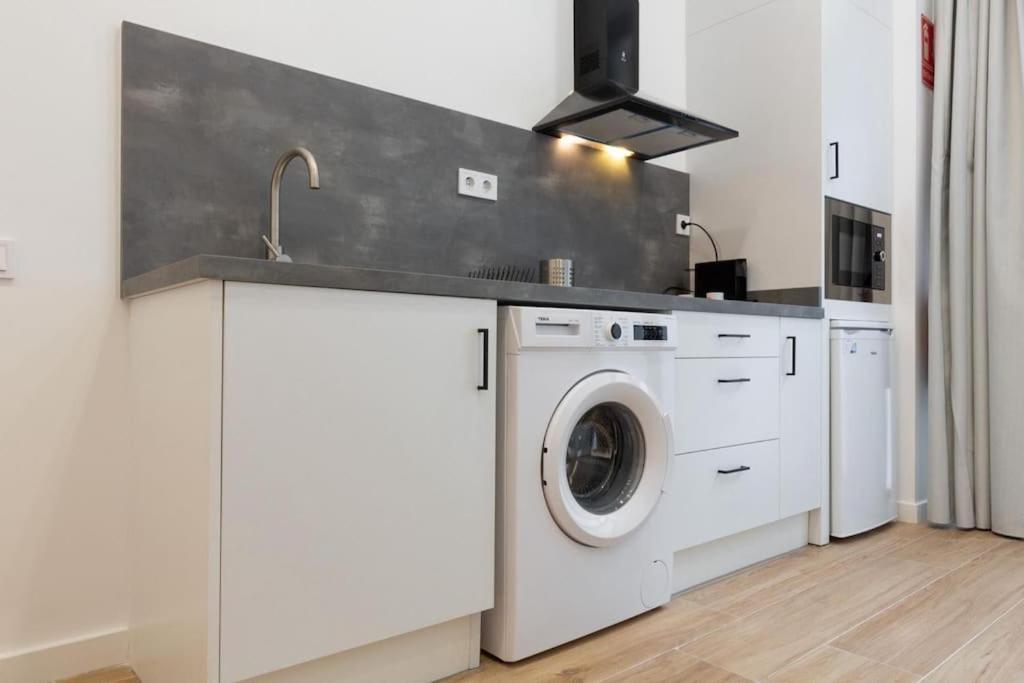 Apartament Nuevo Loft En Playa Y Cerca Del Centro, Ac Y Wifi Walencja Zewnętrze zdjęcie